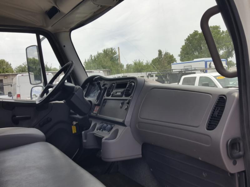 Freightliner M2 106  2017