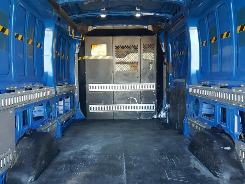 Ford Transit 250 Van Med. Roof w/Sliding Pass. 148-in. WB 2018