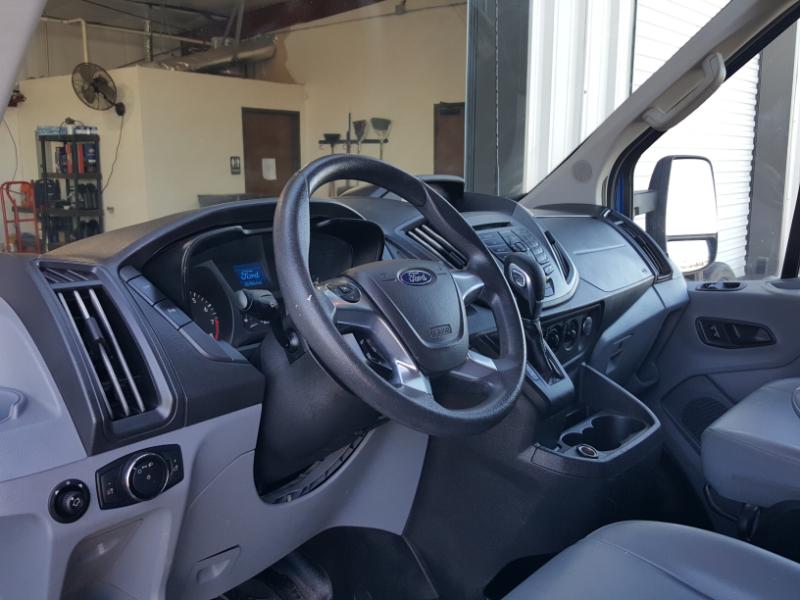 Ford Transit 250 Van Med. Roof w/Sliding Pass. 148-in. WB 2018