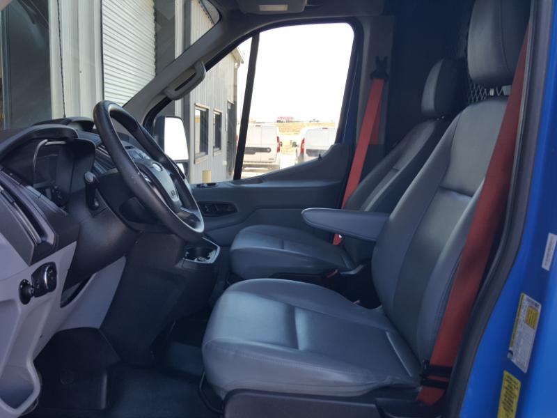 Ford Transit 250 Van Med. Roof w/Sliding Pass. 148-in. WB 2018