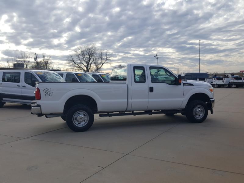 Ford F-250 SD XL SuperCab Long Bed 4WD 2015