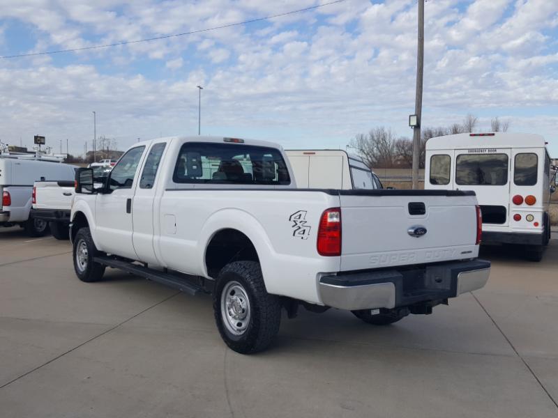 Ford F-250 SD XL SuperCab Long Bed 4WD 2015