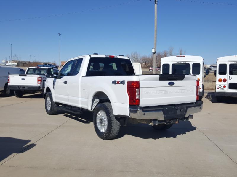 Ford F-250 SD XLT SuperCab 4WD 2020