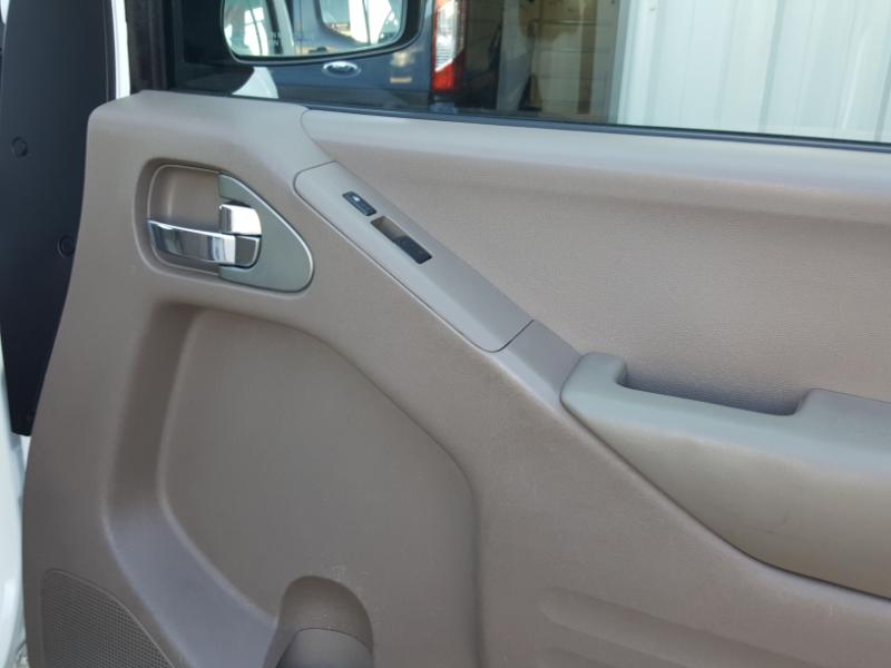 Nissan Frontier SV King Cab 4X4 V6 2015