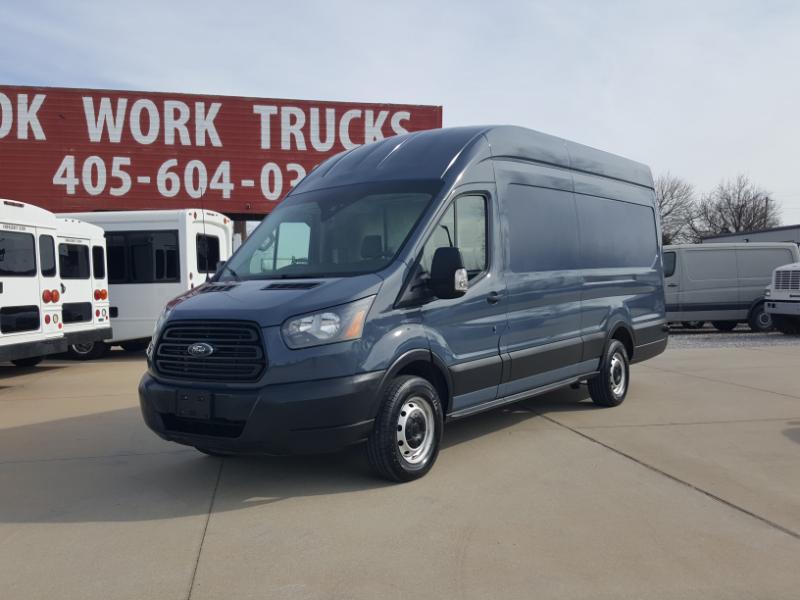 Ford Transit 250 Van High Roof w/Sliding Pass. 148-in. WB EL 2019