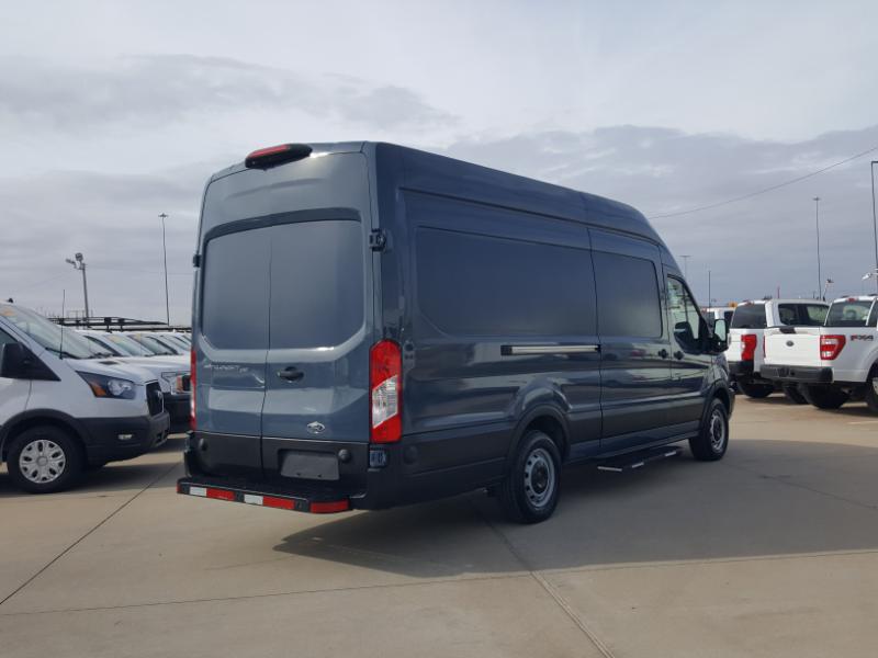Ford Transit 250 Van High Roof w/Sliding Pass. 148-in. WB EL 2019