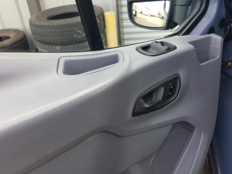 Ford Transit 250 Van High Roof w/Sliding Pass. 148-in. WB EL 2019