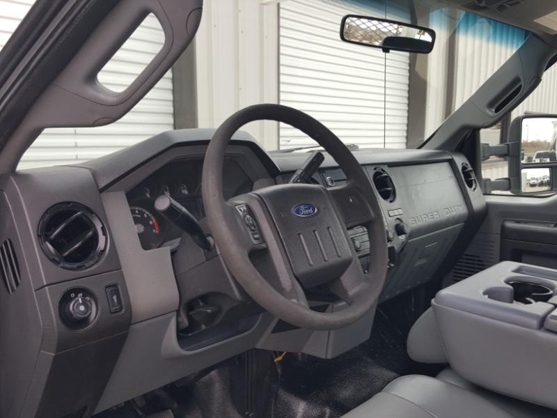 Ford F-350 SD XL DRW 2WD 2012