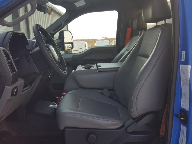 Ford F-450 SD Regular Cab DRW 2WD 2019