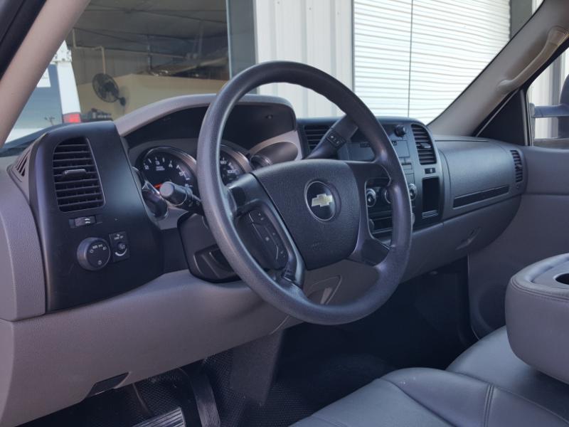 Chevrolet Silverado 2500HD Work Truck Long Box 2WD 2009