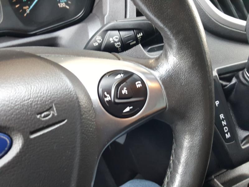 Ford Transit 150 Wagon Med. Roof XLT w/Sliding Pass. 130-in. WB 2017