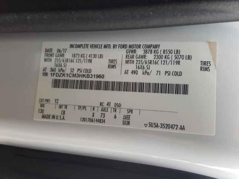 Ford Transit 150 Wagon Med. Roof XLT w/Sliding Pass. 130-in. WB 2017