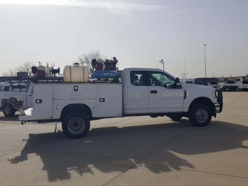 Ford F-350 SD XL SuperCab Long Bed DRW 4WD 2018