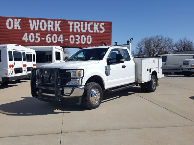 Ford F-350 SD XL SuperCab Long Bed DRW 4WD 2022