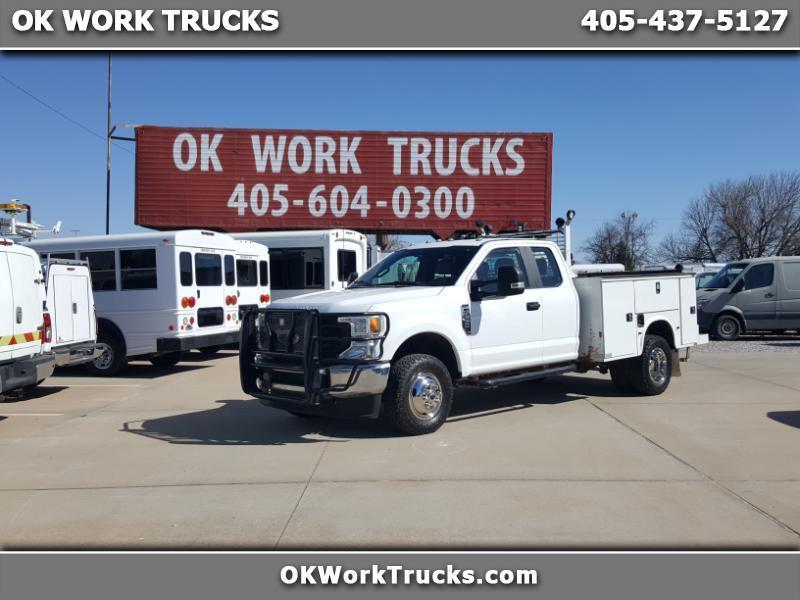 Ford F-350 SD XL SuperCab Long Bed DRW 4WD 2022