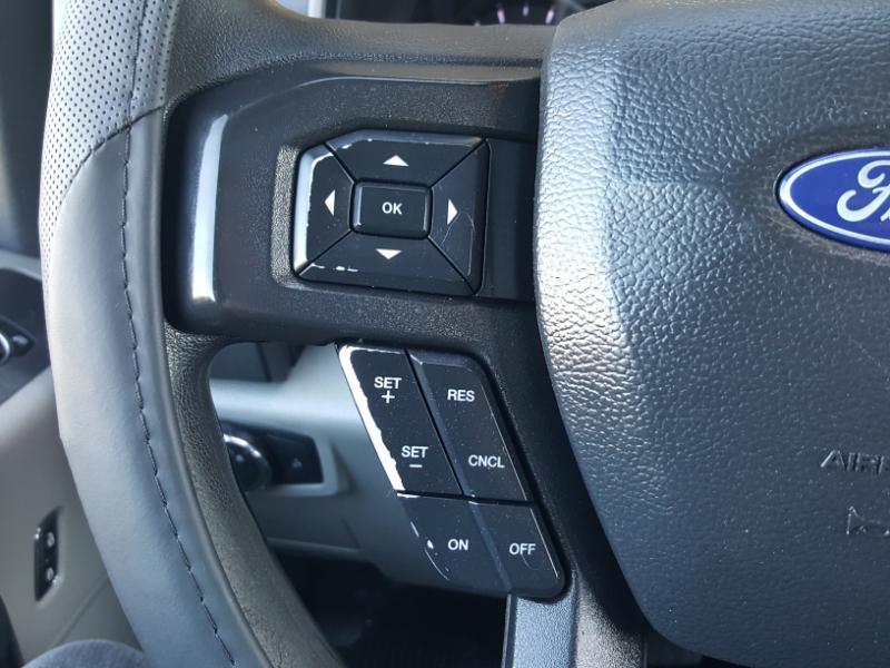 Ford F-350 SD XL SuperCab Long Bed DRW 4WD 2022