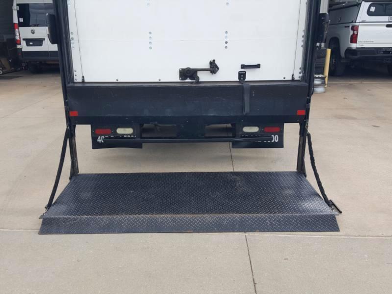 Ford Econoline E-350 Super Duty 2012