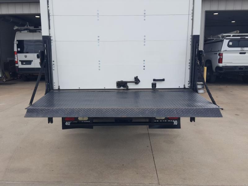 Ford Econoline E-350 Super Duty 2012