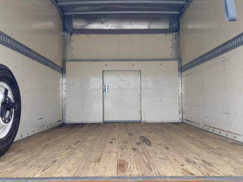 Ford Econoline E-350 Super Duty 2012