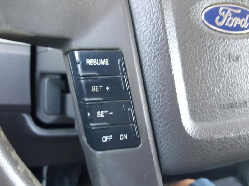 Ford F-150 XL 8-ft. Bed 2WD 2010