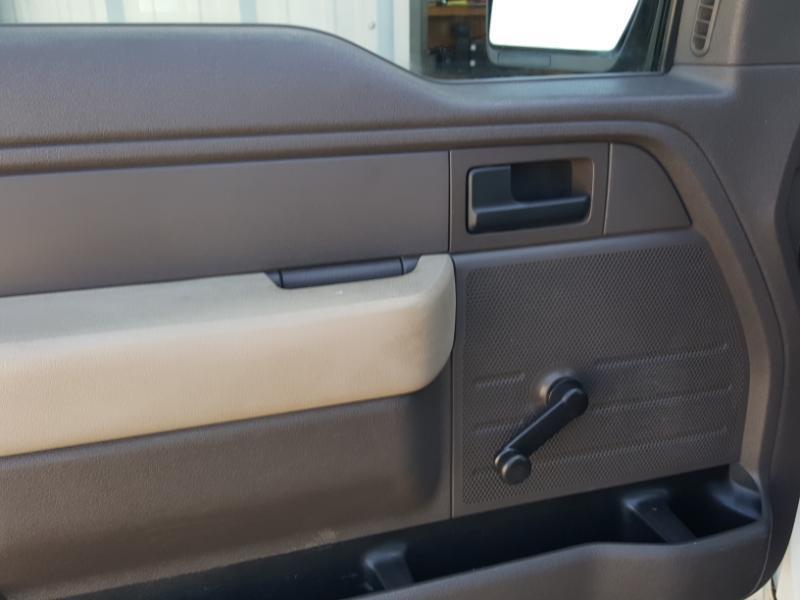 Ford F-150 XL 8-ft. Bed 2WD 2010