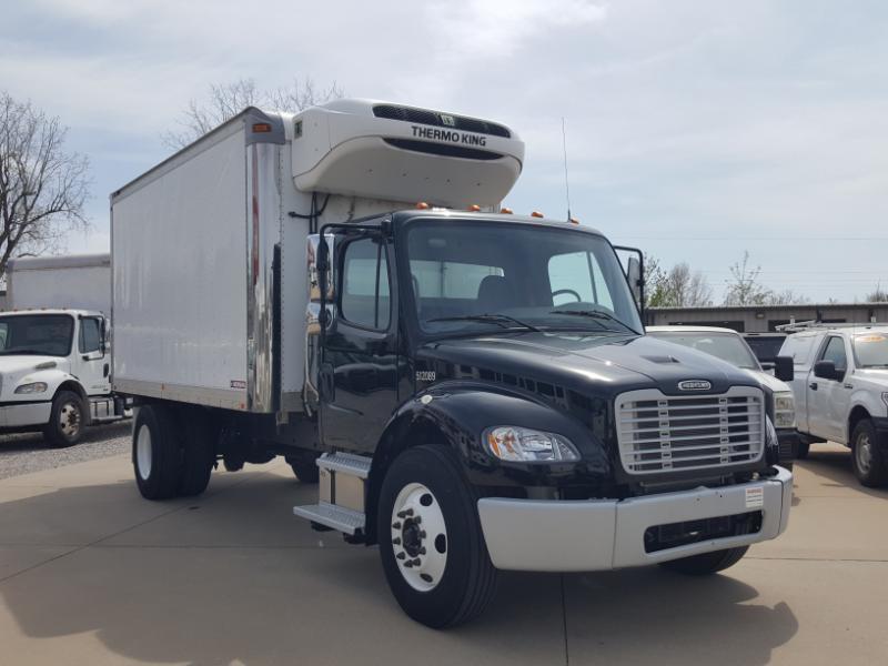 Freightliner M2  2022