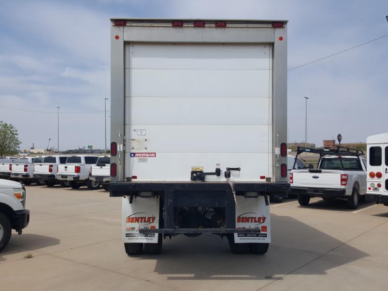 Freightliner M2  2022