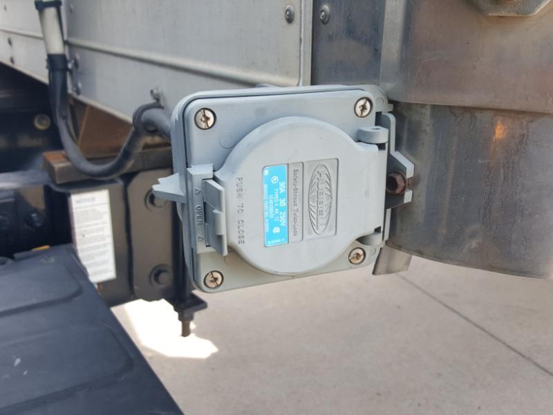 Freightliner M2  2022