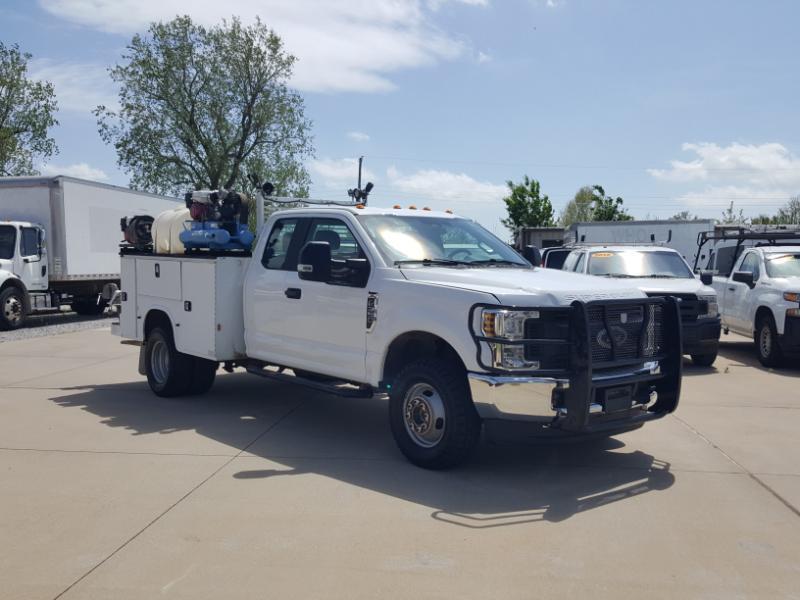Ford F-350 SD XL SuperCab Long Bed DRW 4WD 2019