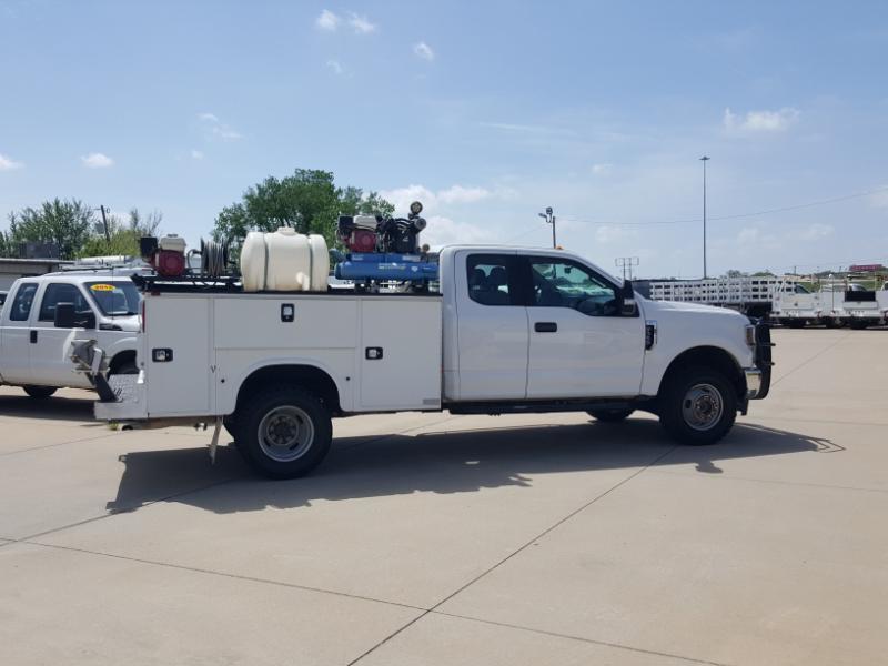 Ford F-350 SD XL SuperCab Long Bed DRW 4WD 2019