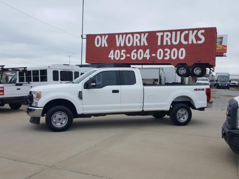 Ford F-250 SD XL SuperCab Long Bed 4WD 2022