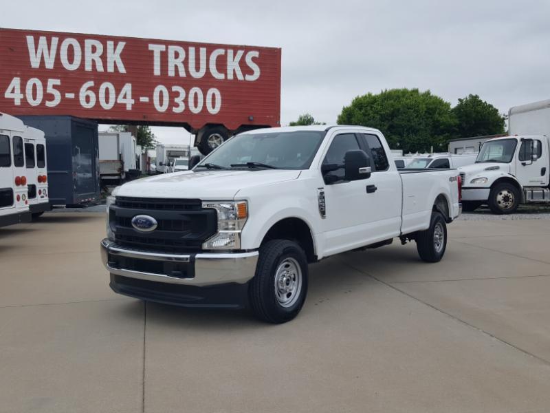 Ford F-250 SD XL SuperCab Long Bed 4WD 2022