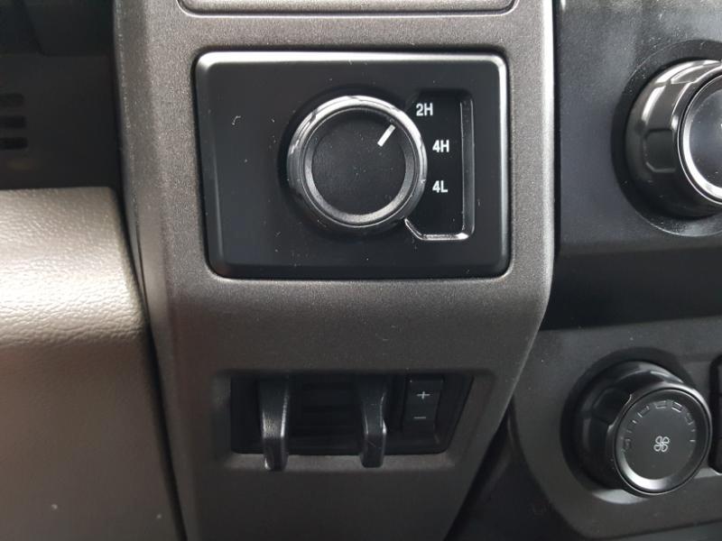 Ford F-250 SD XL SuperCab Long Bed 4WD 2022