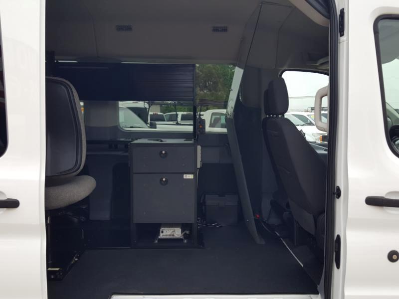 Ford Transit 150 Wagon Med. Roof XLT w/Sliding Pass. 130-in. WB 2018