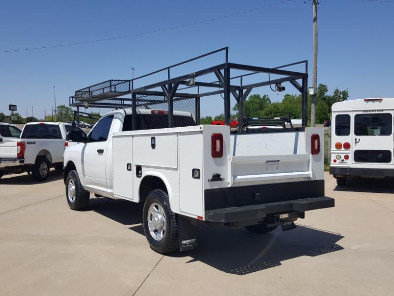 RAM 3500 ST 4WD 2022