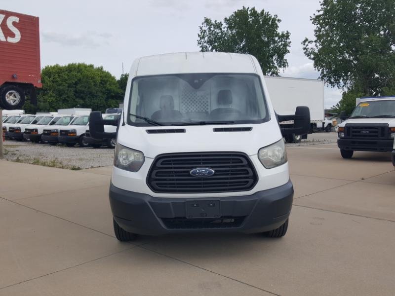 Ford Transit 150 Van Med. Roof w/Sliding Pass. 130-in. WB 2017
