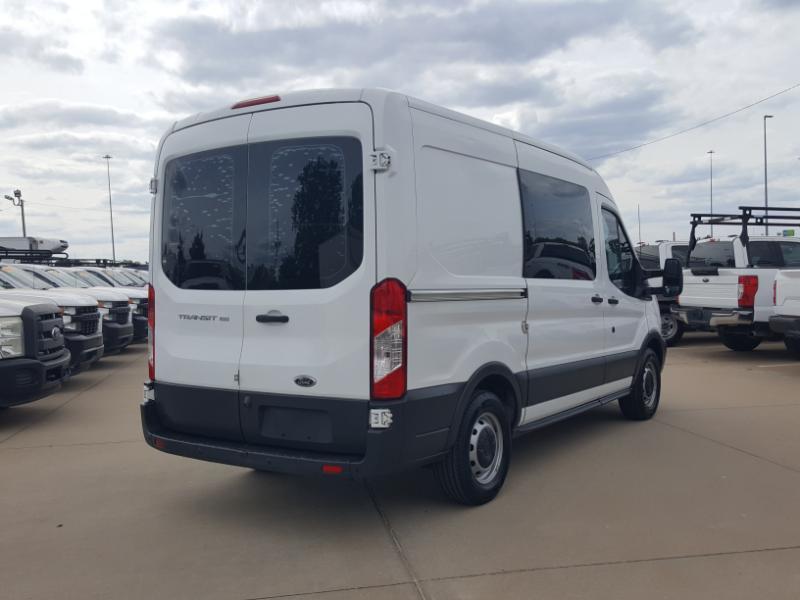 Ford Transit 150 Van Med. Roof w/Sliding Pass. 130-in. WB 2017