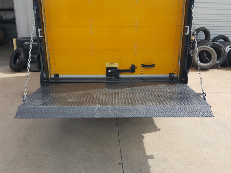 GMC Savana G3500 139 in. 2016