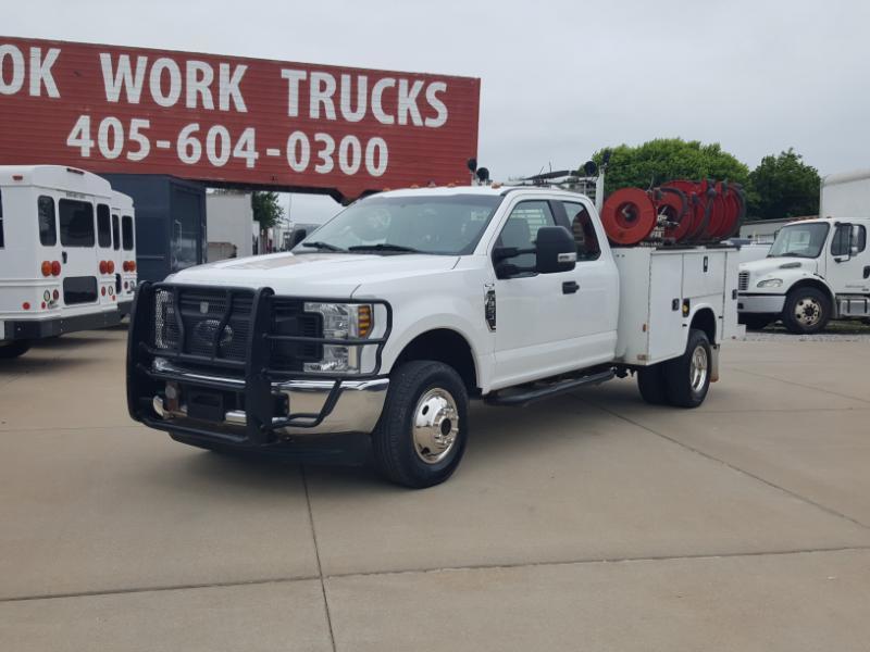 Ford F-350 SD XL SuperCab Long Bed DRW 4WD 2018