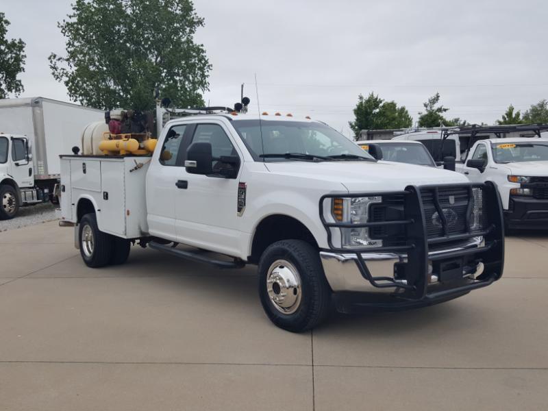 Ford F-350 SD XL SuperCab Long Bed DRW 4WD 2018