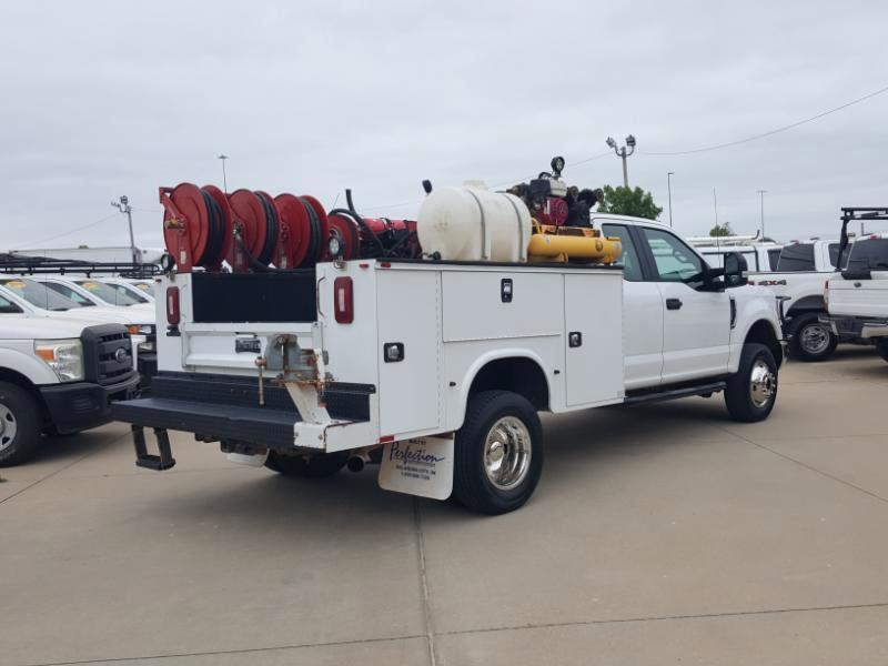 Ford F-350 SD XL SuperCab Long Bed DRW 4WD 2018