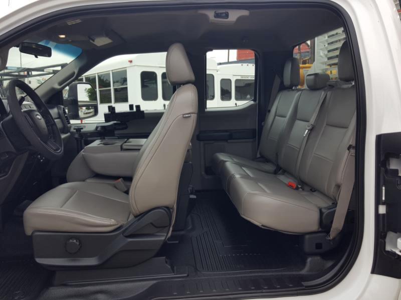 Ford F-350 SD XL SuperCab Long Bed DRW 4WD 2018