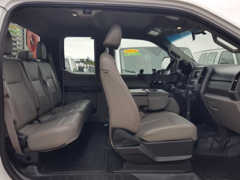 Ford F-350 SD XL SuperCab Long Bed DRW 4WD 2018
