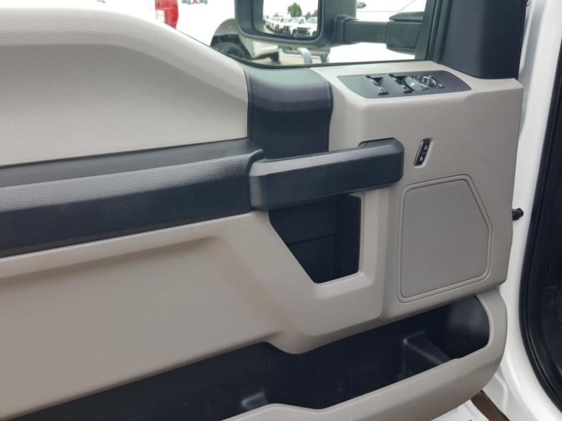 Ford F-350 SD XL SuperCab Long Bed DRW 4WD 2018
