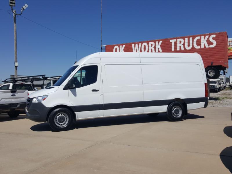 Mercedes-Benz Sprinter 2500 170-in. WB 2021