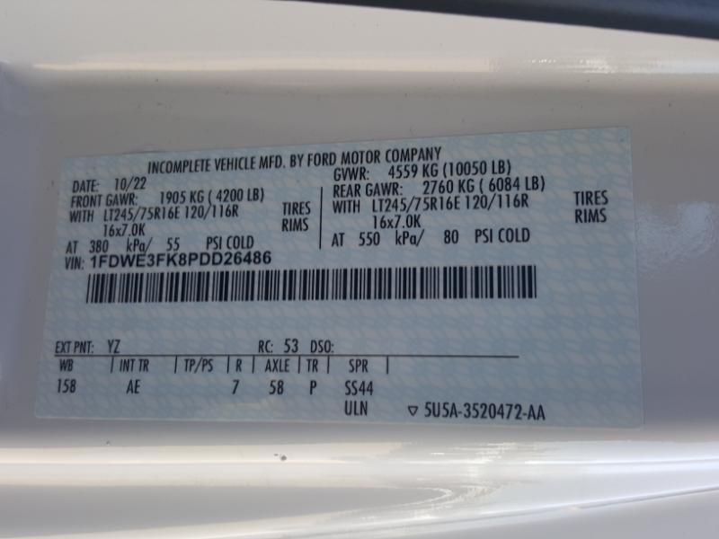 Ford Econoline E-350 Super Duty 2023
