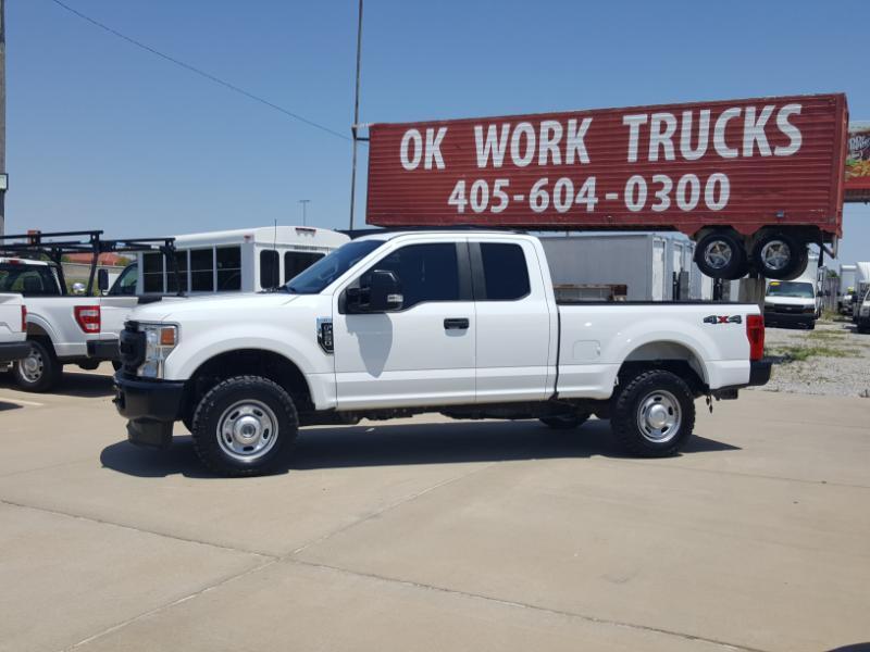 Ford F-250 SD XL SuperCab 4WD 2022