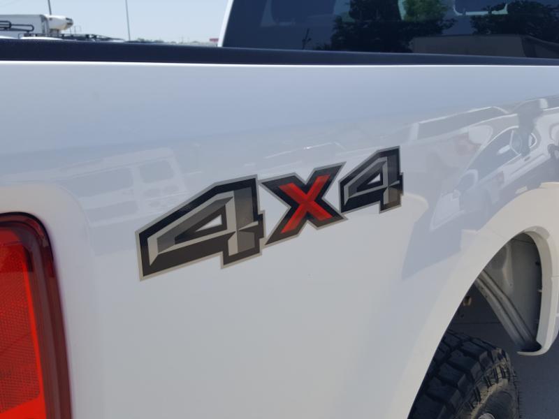 Ford F-250 SD XL SuperCab 4WD 2022