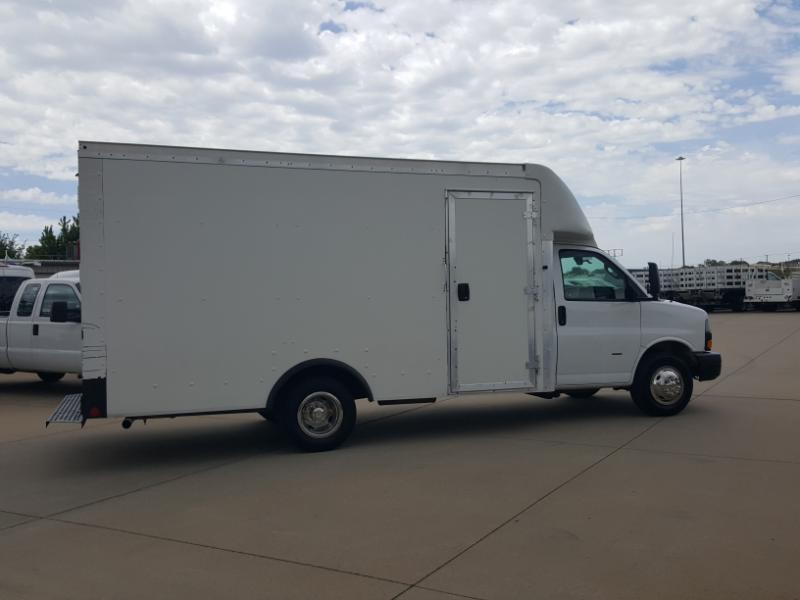 GMC Savana G3500 159 in. 2018