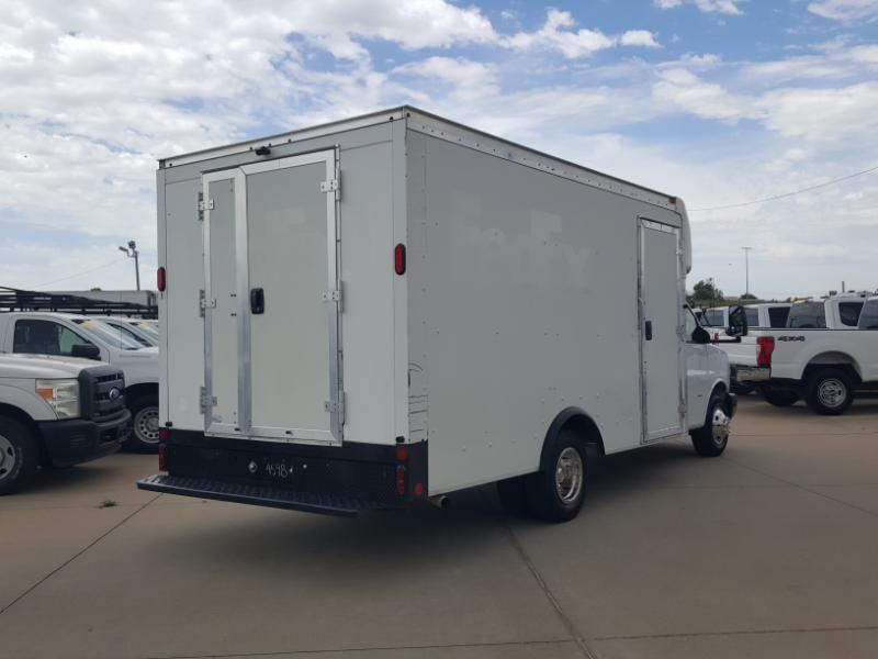 GMC Savana G3500 159 in. 2018